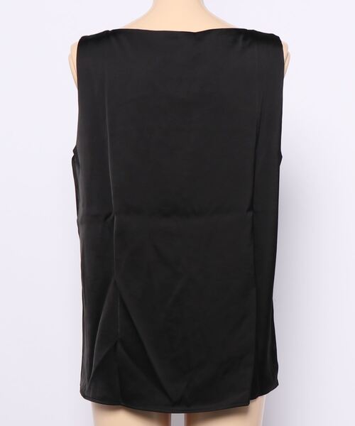 AMBIENT(アンビエント)の「Vネックノースリーブサテントップス(タンクトップ・レディース・ブラック/ブラウン/アイボリー・FREE)」の11枚目の写真