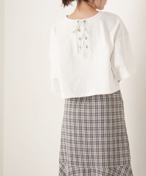 OLIVE des OLIVE（オリーブデオリーブ）の「カレッジプリントTシャツ（Tシャツ/カットソー・レディース・ベージュ/オフホワイト/スミクロ・FREE）」の6枚目の写真