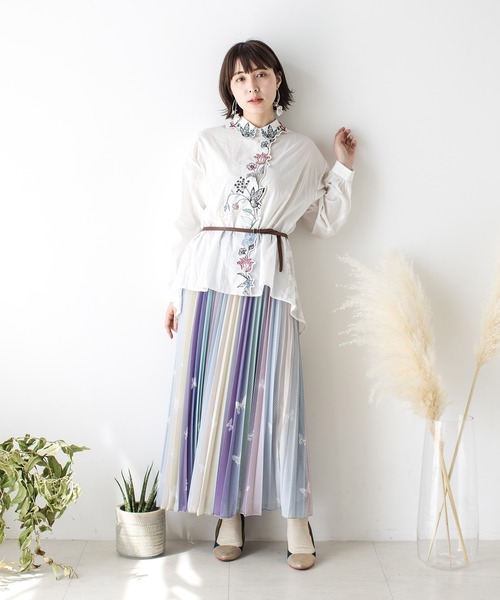 シャツ ブラウス 花 蝶 [iS ScoLar] イズスカラー 533008-01 オフホワイト iS ScoLar シャツ ブラウス 花 蝶 [iS ScoLar] イズスカラー