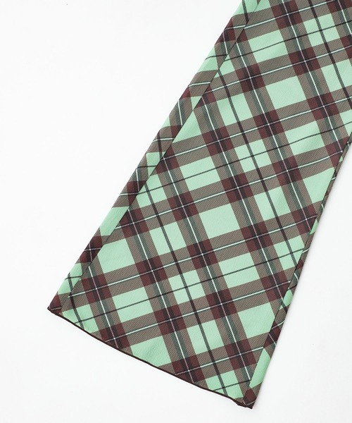 X-girl（エックスガール）の「DIAMOND PLAID FLARE PANTS（その他パンツ・レディース・ブラック/ライトグリーン/ライトブルー・S/XS/M）」の8枚目の写真