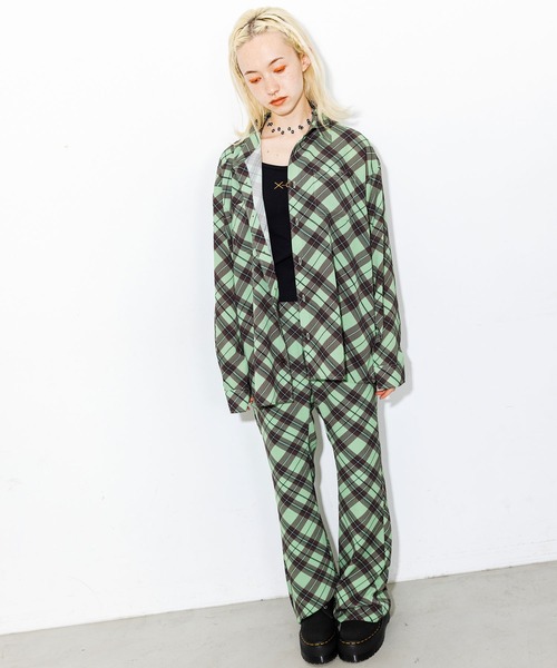 X-girl（エックスガール）の「DIAMOND PLAID FLARE PANTS
