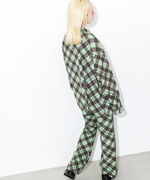 X-girl（エックスガール）の「DIAMOND PLAID FLARE PANTS（その他パンツ・レディース・ブラック/ライトグリーン/ライトブルー・S/XS/M）」の9枚目の写真