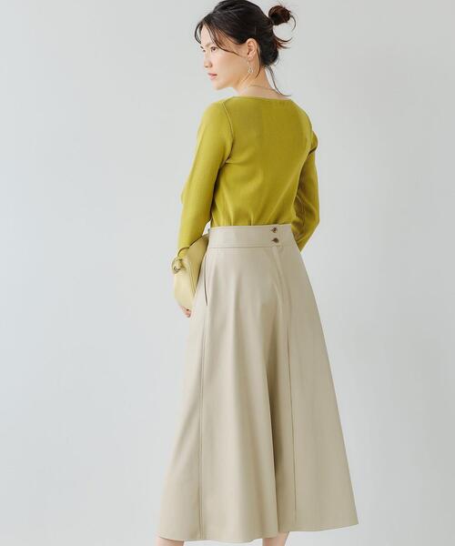 green label relaxing（グリーンレーベルリラクシング）の「フェイクレザー フレア スカート（スカート・レディース・ベージュ/ブラック・38/36）」の4枚目の写真
