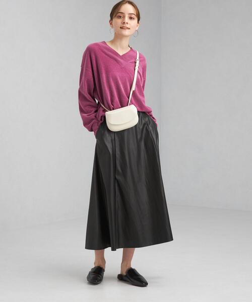 green label relaxing（グリーンレーベルリラクシング）の「フェイクレザー フレア スカート（スカート・レディース・ベージュ/ブラック・38/36）」の17枚目の写真