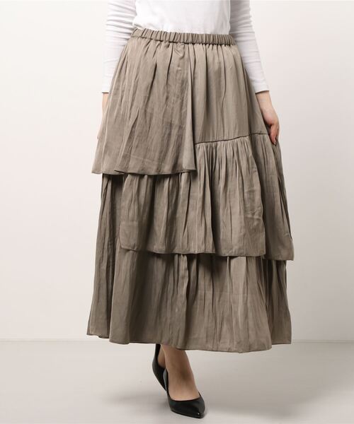 AMERICAN HOLIC（アメリカンホリック）の「ワッシャーサテン切り替えティアードスカート（スカート・レディース・アイボリー/モカ・L/M）」の6枚目の写真