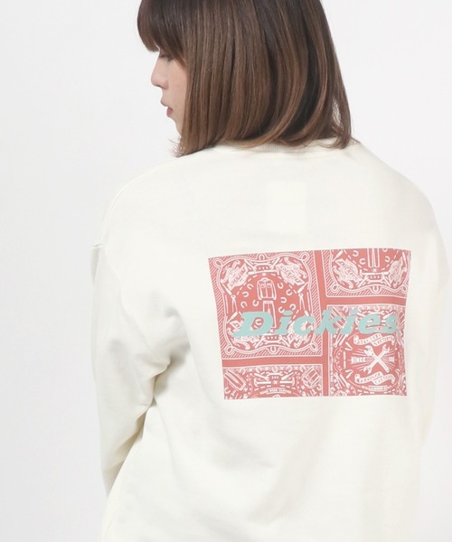 Dickies(ディッキーズ)の「Dickies(ディッキーズ)ロゴプリント スウェットトップス レディース/トレーナー プルオーバー(スウェット・レディース・ホワイト/ブラック/ブラウン/ブルー/ラベンダー/ホワイト系その他/ホワイト系その他2/ホワイト系その他3・M/L)」の4枚目の写真