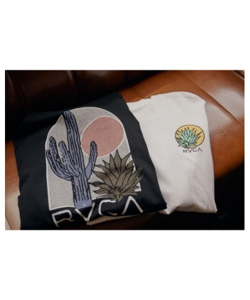 RVCA（ルーカ）の「RVCA メンズ  MOJAVE LT ロングスリーブＴシャツ【2021年秋冬モデル】/ルーカバックプリント長袖グラフィックロンT（Tシャツ/カットソー・メンズ・ブラック/ホワイト/モスグリーン・LARGE/SMALL/X-LARGE/MEDIUM）」の4枚目の写真