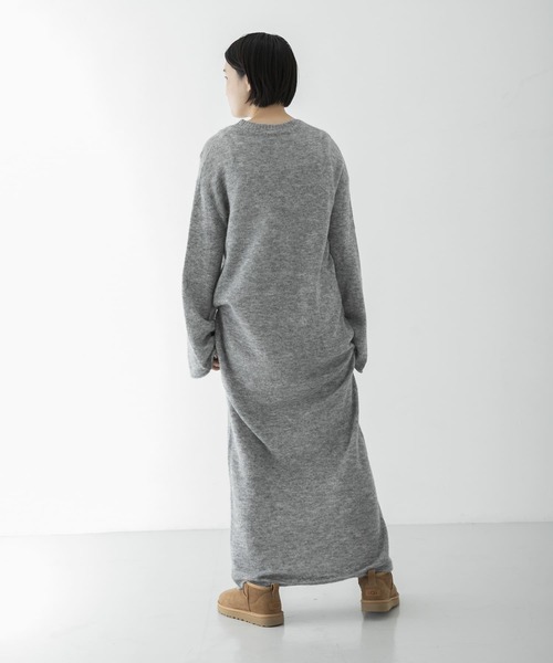 UGG(アグ)の「『一部WEB限定カラー』UGG CLASSIC ULTRA MINI(ブーツ・レディース・ブラック/グリーン系その他/グレー/キャメル・6/8/5/7)」の12枚目の写真