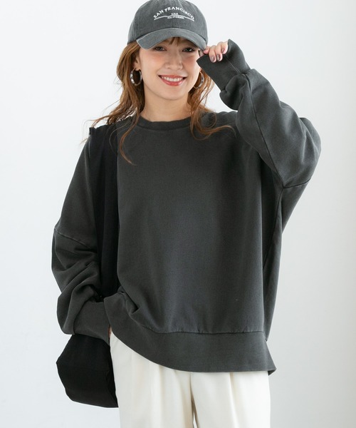 PICHI(ピイチ)の「サイズが選べるオーバースウェット(スウェット・レディース・カーキ/テラコッタ/チャコール/ブルー/ベージュ/ブラック/グリーン・FREE/M/L)」の2枚目の写真