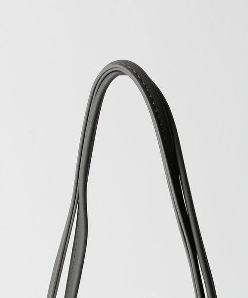 closet story(クローゼットストーリー)の「<closet story>フェイクファーカバー キューブ ショルダーバッグ(ショルダーバッグ・レディース・ベージュ/グレー・FREE)」の7枚目の写真