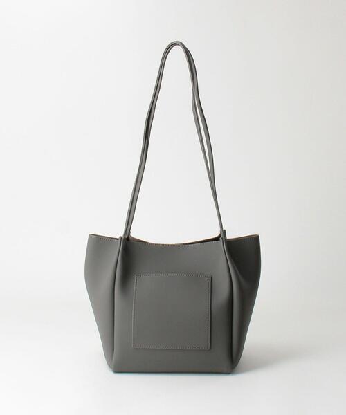 closet story(クローゼットストーリー)の「<closet story>フェイクファーカバー キューブ ショルダーバッグ(ショルダーバッグ・レディース・ベージュ/グレー・FREE)」の11枚目の写真