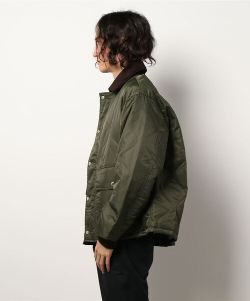 RODEO CROWNS WIDE BOWL(ロデオクラウンズワイドボウル)の「キルトジャケット(ミリタリージャケット・メンズ・ブラック/カーキ・MEDIUM/LARGE)」の4枚目の写真