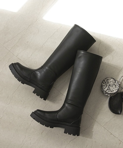 rectangle(レクタングル)の「トラックソールロングブーツ(ブーツ・レディース・ブラック・LL/S/M/L)」の4枚目の写真