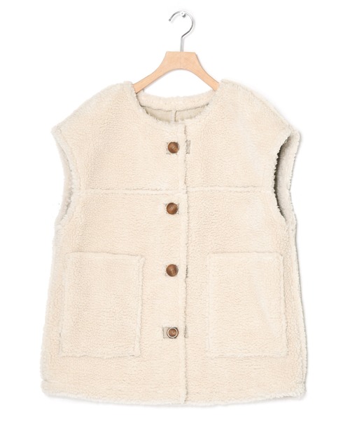 w closet（ダブルクローゼット）の「エコスエードムートンベスト（その他アウター・レディース・ライトベージュ/グレイッシュベージュ・FREE）」の4枚目の写真