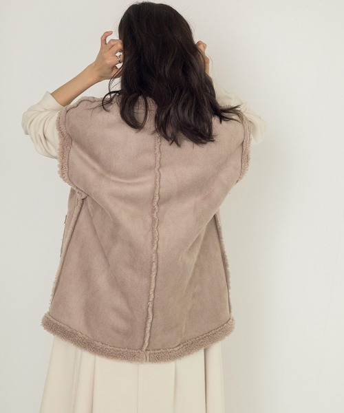 w closet（ダブルクローゼット）の「エコスエードムートンベスト（その他アウター・レディース・ライトベージュ/グレイッシュベージュ・FREE）」の6枚目の写真