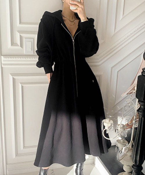 Grandeir（グランディール）の「フロントジップ パーカー ワンピース（ワンピース・レディース・グレー/ブラック/アイボリー・M）」の12枚目の写真