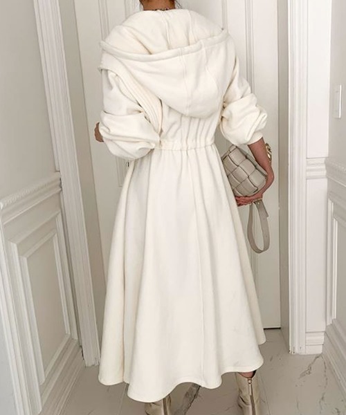 Grandeir（グランディール）の「フロントジップ パーカー ワンピース（ワンピース・レディース・グレー/ブラック/アイボリー・M）」の7枚目の写真