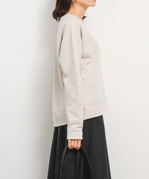 quadro（クオドロ）の「コーデュラヘビー裏毛ラグランプルオーバー（Tシャツ/カットソー・レディース・グレイッシュベージュ/カーキ/オートミール/ダークブラウン/ホワイト/ブルーグリーン/ダークネイビー・FREE）」の17枚目の写真
