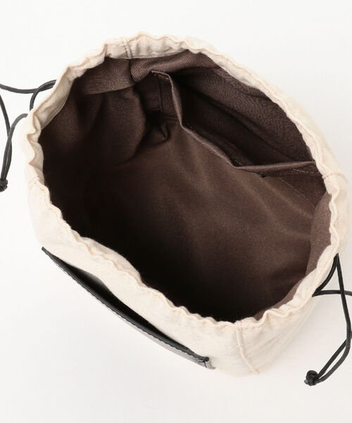 BEAMS LIGHTS（ビームスライツ）の「BEAMS LIGHTS / キャンバス 巾着（ハンドバッグ・メンズ・ブラウン/ナチュラル・FREE）」の19枚目の写真