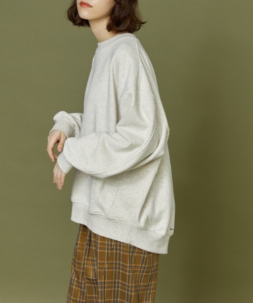 idem(イデム)の「idem over pullover/裏起毛オーバースウェット(スウェット・レディース・パープル/グレー・FREE)」の12枚目の写真