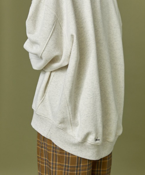 idem(イデム)の「idem over pullover/裏起毛オーバースウェット(スウェット・レディース・パープル/グレー・FREE)」の15枚目の写真