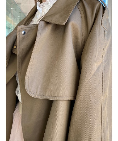 ECLIN（エクラン）の「デザインコート（トレンチコート・レディース・ベージュ/カーキ・FREE）」の3枚目の写真