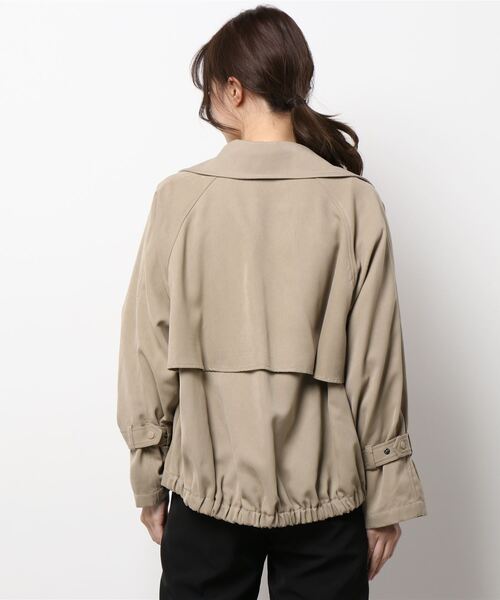 INCEDE（インシード）の「ツイルピーチ ショートトレンチコート（その他アウター・レディース・ベージュ/オフホワイト・LL/3L/M/L）」の4枚目の写真