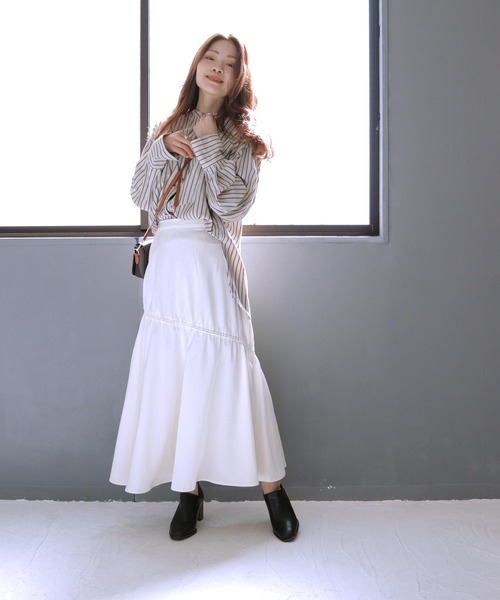 SOROTTO（ソロット）の「ウッドヒールのスクエアトゥブーティー（パンプス・レディース・ブラック/アイボリー・LL/3L/S/M/L）」の15枚目の写真