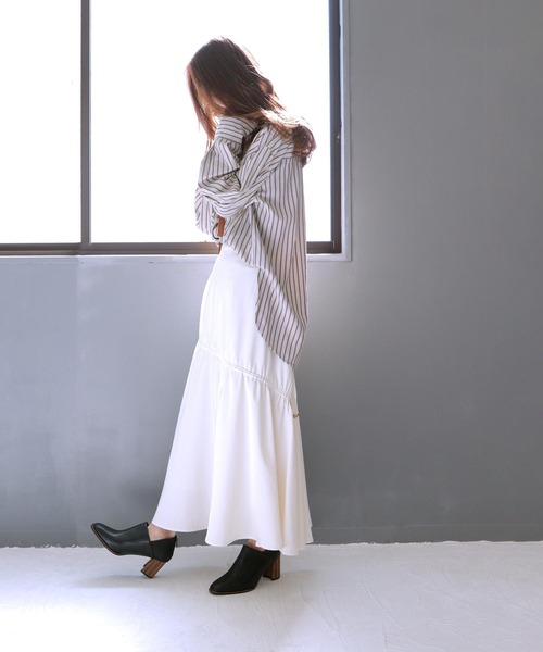 SOROTTO（ソロット）の「ウッドヒールのスクエアトゥブーティー（パンプス・レディース・ブラック/アイボリー・LL/3L/S/M/L）」の17枚目の写真