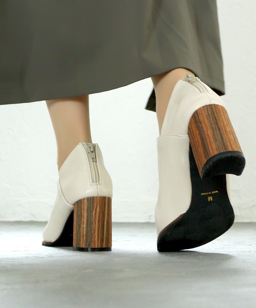 SOROTTO（ソロット）の「ウッドヒールのスクエアトゥブーティー（パンプス・レディース・ブラック/アイボリー・LL/3L/S/M/L）」の9枚目の写真