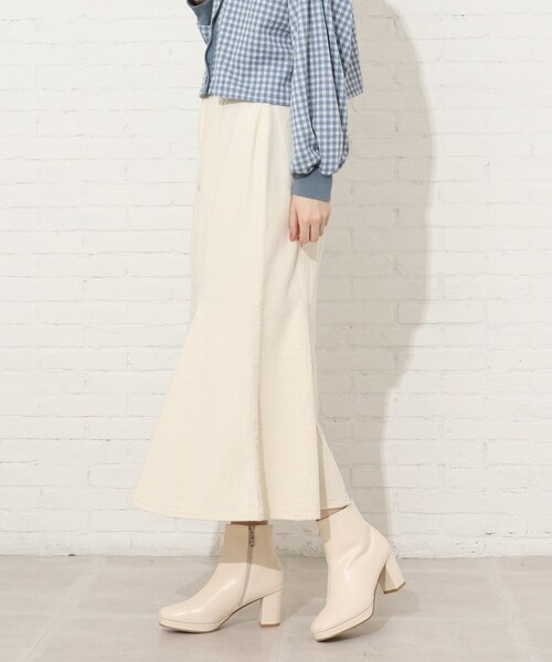 Cutie Blonde（キューティーブロンド）の「◆【S-L】カラーマーメイドスカート（デニムスカート・レディース・サックスブルー/グリーン/アイボリー・01/02/03）」の11枚目の写真