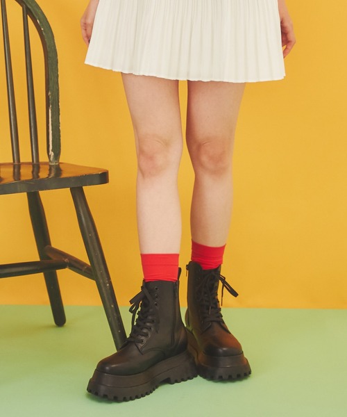 PUNYUS(プニュズ)の「プラットフォームコンバットブーツ(ブーツ・レディース・ブラック・1/2/4/3)」の12枚目の写真