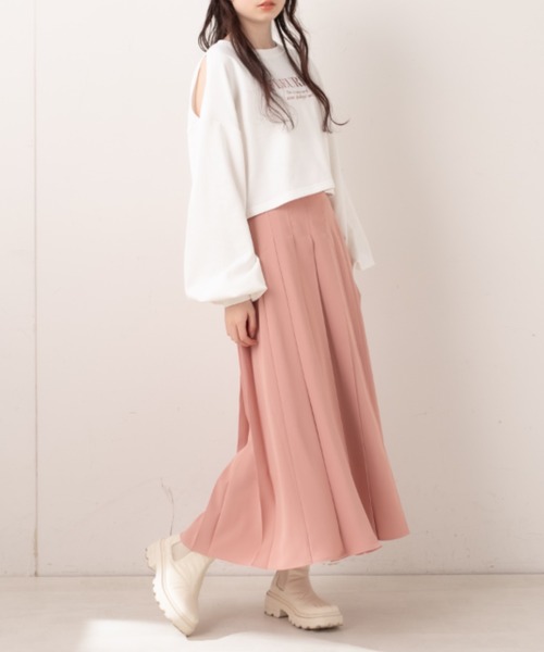 OLIVE des OLIVE（オリーブデオリーブ）の「オープンショルダー刺繍プルオーバー/カットアウトトップス（スウェット・レディース・ネイビー/グレー/オフホワイト・FREE）」の4枚目の写真