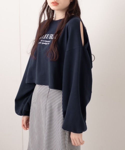 OLIVE des OLIVE（オリーブデオリーブ）の「オープンショルダー刺繍プルオーバー/カットアウトトップス（スウェット・レディース・ネイビー/グレー/オフホワイト・FREE）」の21枚目の写真