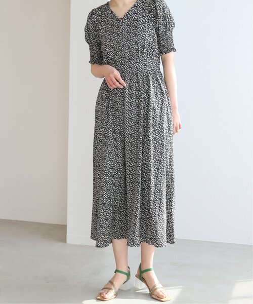 RAY CASSIN（レイカズン）の「変形クリアヒールサンダル（サンダル・レディース・グリーン/ベージュ/オフホワイト・SMALL/MEDIUM/LARGE）」の7枚目の写真