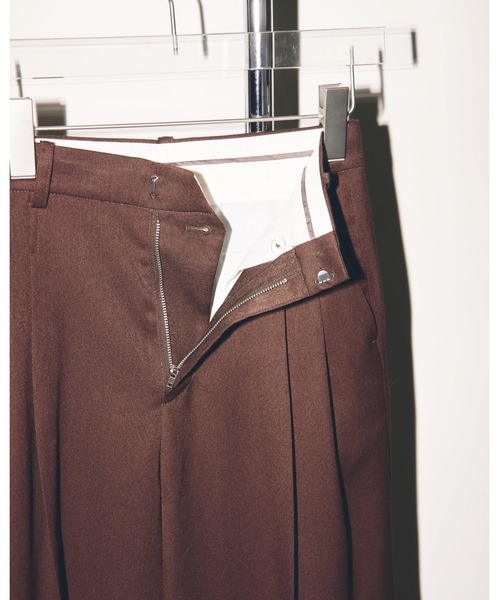 TODAYFUL(トゥデイフル)の「タックワイドトラウザース(その他パンツ・レディース・ダークブラウン/インディゴブルー・36inch/38inch)」の18枚目の写真