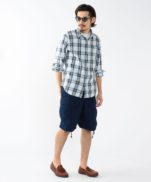 REMI RELIEF（レミレリーフ）の「REMI RELIEF × BEAMS PLUS / 別注 Indigo Check Shirt（シャツ/ブラウス・メンズ・ホワイト/サックスブルー・SMALL/MEDIUM/LARGE/X-LARGE）」の5枚目の写真