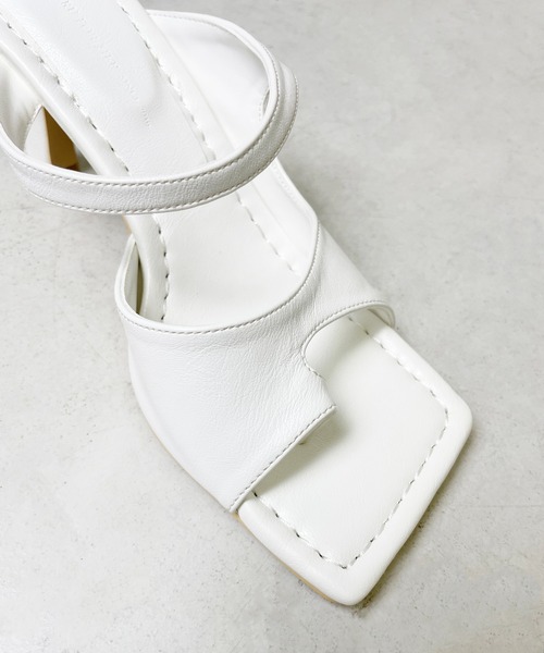 StyleSea（スタイルシー）の「スクエアトゥトングサンダル（サンダル・レディース・イエロー/ホワイト/ライトグリーン/ボルドー/ブラック・25cm/23cm/24.5cm/24cm/23.5cm/22.5cm）」の13枚目の写真