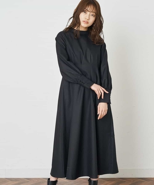 A de a.v.v(アードアー・ヴェ・ヴェ)の「ハイネックタックフレアーワンピ―ス(ワンピース・レディース・ライトパープル/ベージュ/ブラック・36/38)」の15枚目の写真