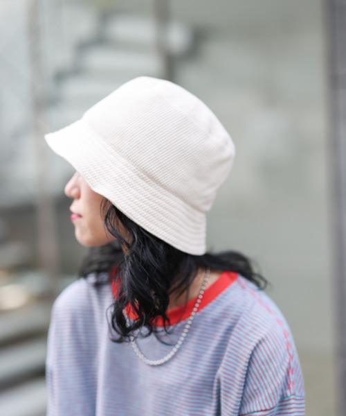 CIAOPANIC TYPY（チャオパニックティピー）の「サーマルバケットハット（ハット・メンズ・ブラック/オフホワイト/グレイッシュベージュ・ONE SIZE）」の9枚目の写真