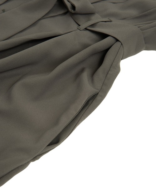 PUNYUS（プニュズ）の「カシュクールロングワンピース（ワンピース・レディース・ベージュ/グリーン/ダークグレー・1/2/4/3）」の10枚目の写真