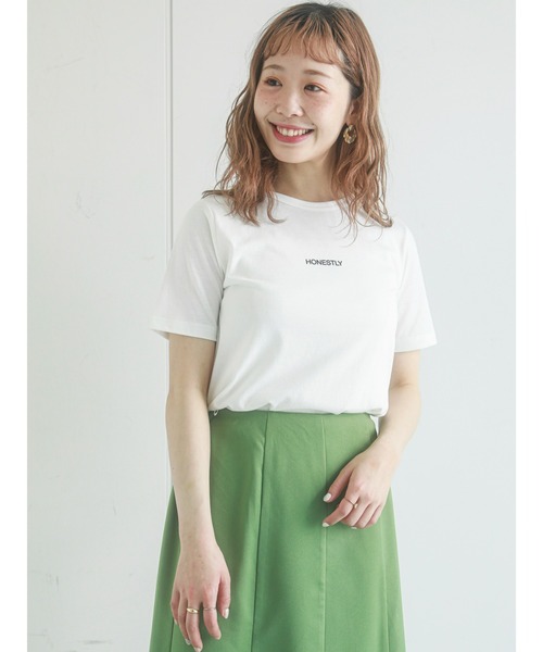 ehka sopo(エヘカソポ)の「ちびロゴTシャツ(Tシャツ/カットソー・レディース・ブラック/サックスブルー/オレンジ/オフホワイト・フリ-)」の1枚目の写真