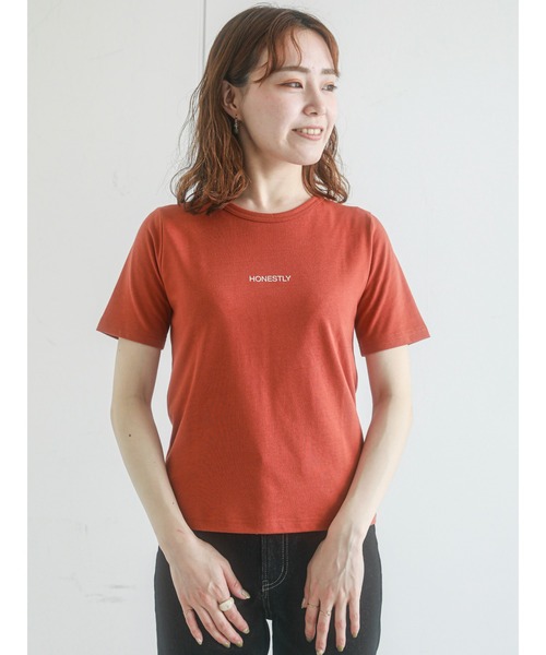 ehka sopo(エヘカソポ)の「ちびロゴTシャツ(Tシャツ/カットソー・レディース・ブラック/サックスブルー/オレンジ/オフホワイト・フリ-)」の4枚目の写真