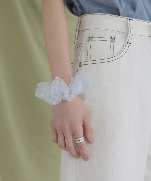 UNE MANSION(ユヌマンション)の「ドットシースルーシュシュ(シュシュ・レディース・ホワイト/スカイブルー/ブラック/ピンク・ONE SIZE)」の15枚目の写真