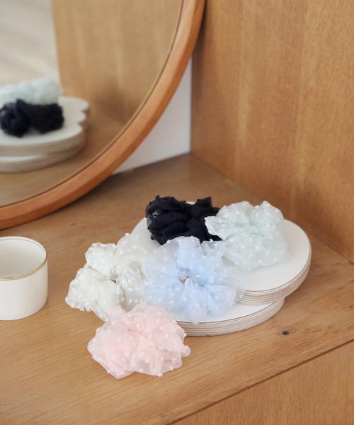 UNE MANSION(ユヌマンション)の「ドットシースルーシュシュ(シュシュ・レディース・ホワイト/スカイブルー/ブラック/ピンク・ONE SIZE)」の20枚目の写真