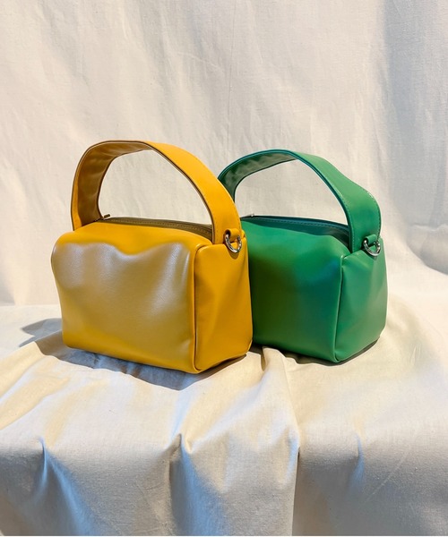 one way（ワンウェイ）の「ミニキューブバッグ（ショルダーバッグ・レディース・ライトグレー/ブラック/イエロー/グリーン・FREE）」の4枚目の写真