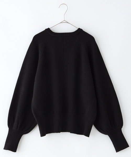 BONLECILL(ボンルシール)の「ラグランボリュームスリーブ パールボタンニットカーディガン(カーディガン/ボレロ・レディース・ブラック/ネイビー/レッド/アイボリー/ブラック系1/グレー/ピンク・FREE)」の20枚目の写真