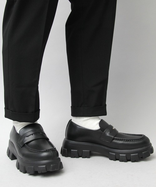glabella(グラベラ)の「厚底 軽量 トラックソール コインローファー(スムース・クロコ)(ローファー・メンズ・ブラック/ブラック系その他・S/M/L)」の18枚目の写真