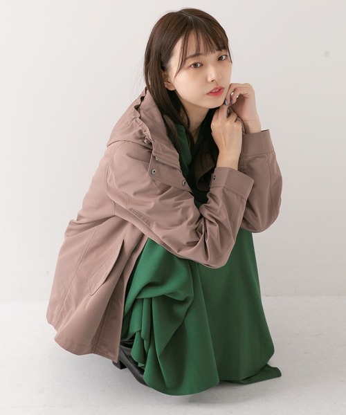 ITEMS URBANRESEARCH（アイテムズ アーバンリサーチ）の「マウンテンパーカー（マウンテンパーカー・レディース・ライトベージュ/チャコールグレー/モカ・MEDIUM/SMALL）」の4枚目の写真