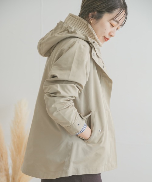 ITEMS URBANRESEARCH（アイテムズ アーバンリサーチ）の「マウンテンパーカー（マウンテンパーカー・レディース・ライトベージュ/チャコールグレー/モカ・MEDIUM/SMALL）」の17枚目の写真
